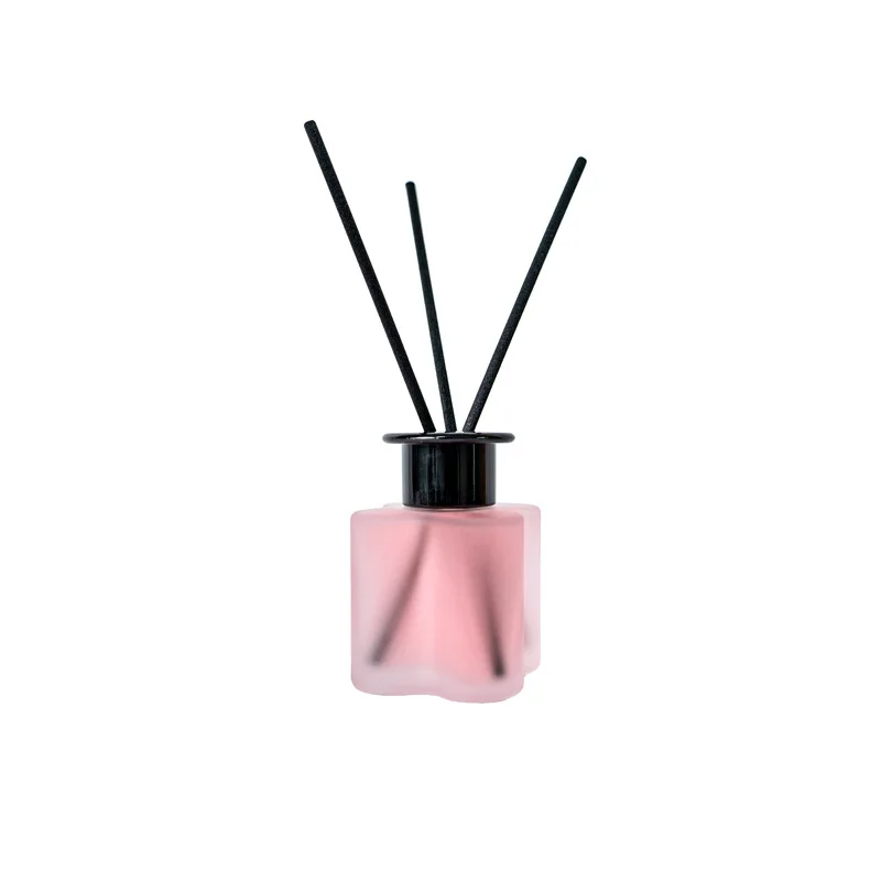 Flameless Liquid Aroma Diffuser — Long-lasting fragrance for 90–120 days. Freshens the air—the perfect choice for your home. - Image 2