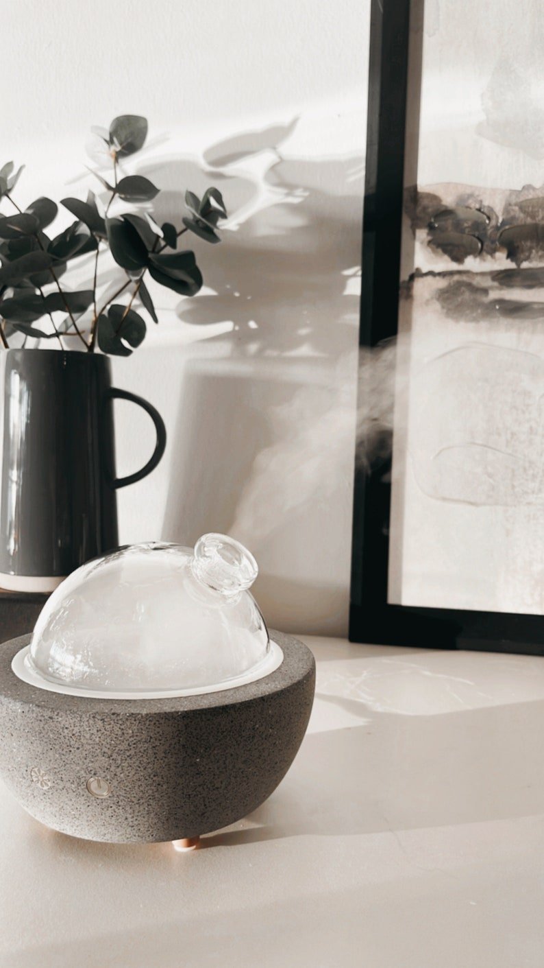 Black Ash Luna | Glass Dome & Speckled Concrete Diffuser | Essential Oil Diffuser - Image 3